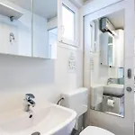 Lovely Houseboat Apartamento *