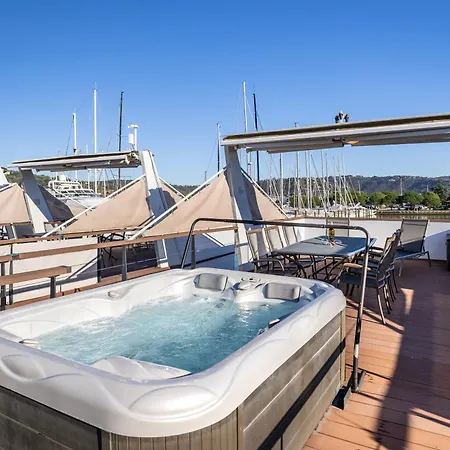 Διαμέρισμα Lovely Houseboat Πορτορόζ