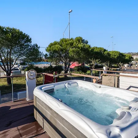 Διαμέρισμα Lovely Houseboat Πορτορόζ