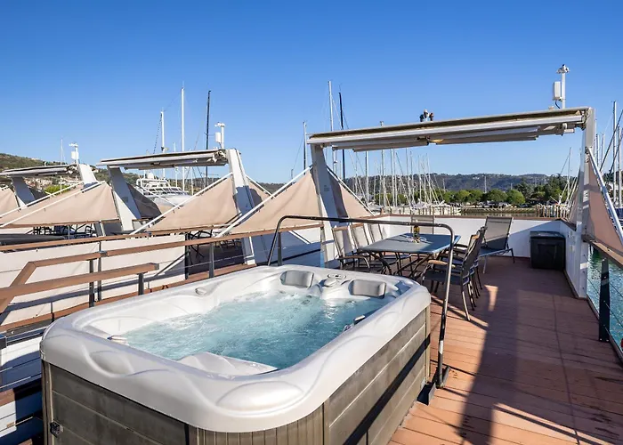 Daire Lovely Houseboat Portorož