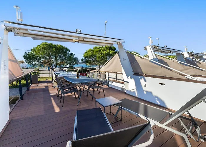 Lovely Houseboat Portorož