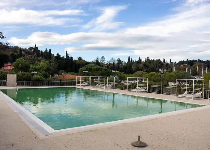 Daire Lovely Houseboat *
